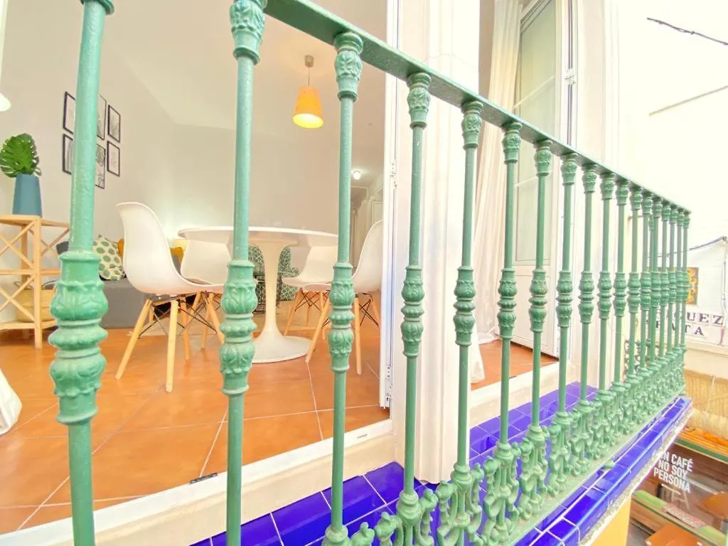 Superb Apartment In Downtown Of Sevilla ,Parking Optional, Top !! contacts